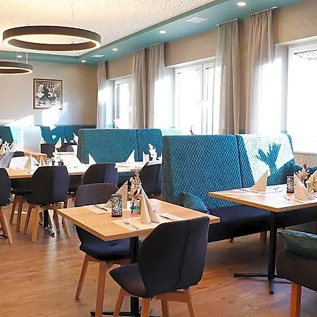 Restaurant Haus Zwicker فندق
